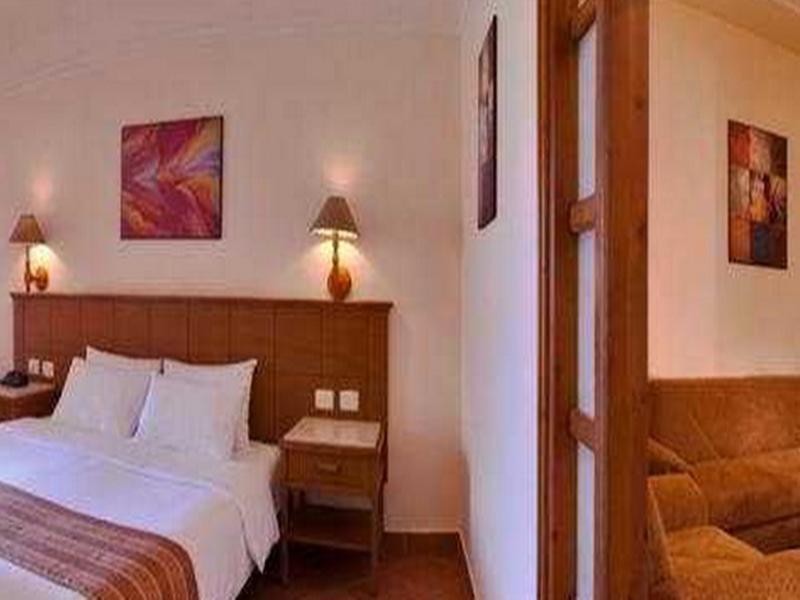 Hotel Charmillion Gardens Aquapark Sharm El-Sheikh Exterior foto A room at the hotel